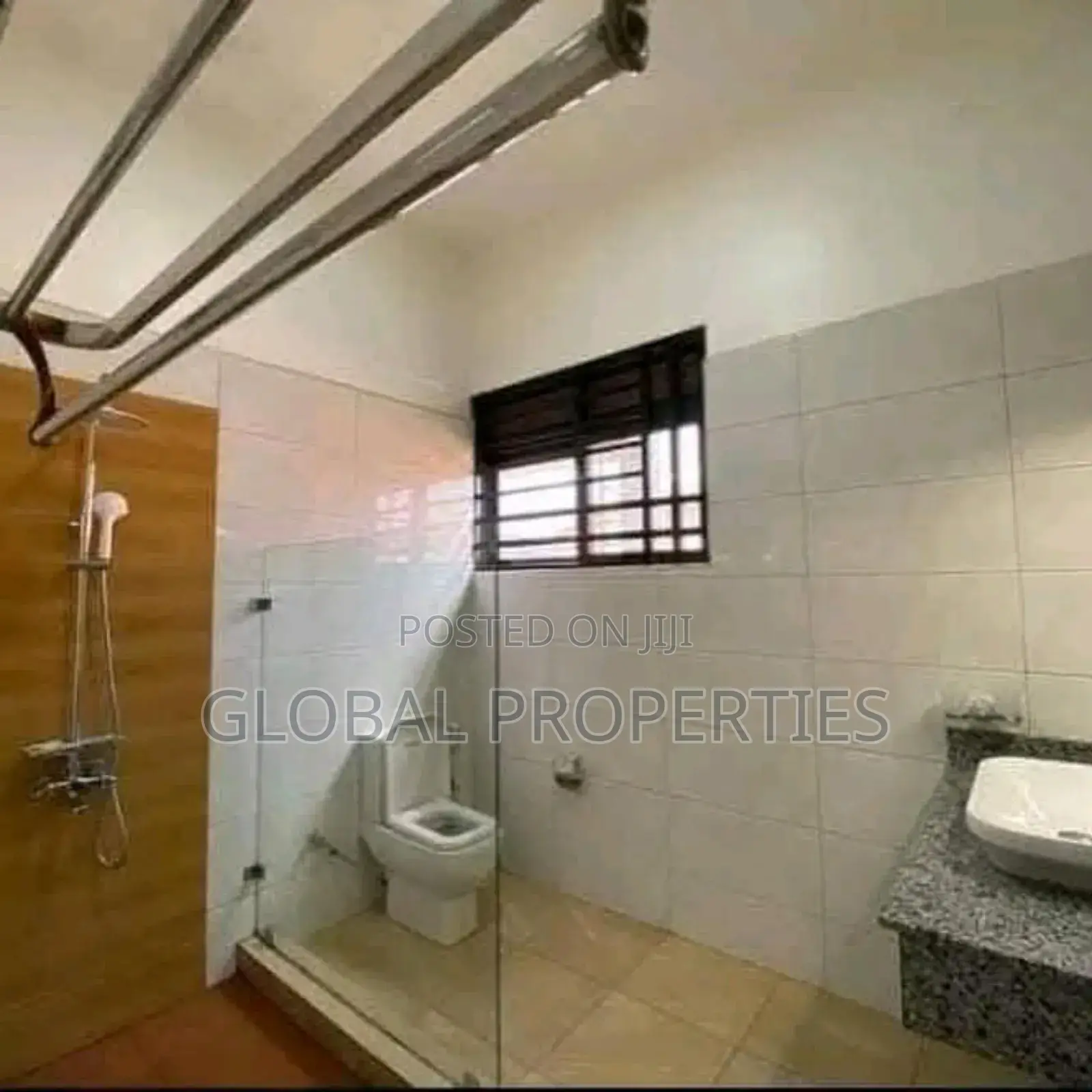3bdrm Duplex in Naalya Estate, Central Division for rent