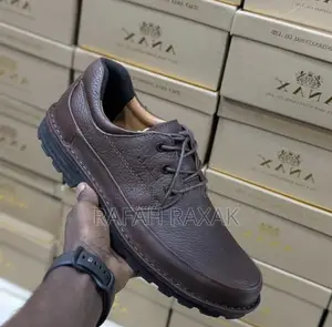Men’S Dark Tan Clarks Casual Leather Shoes