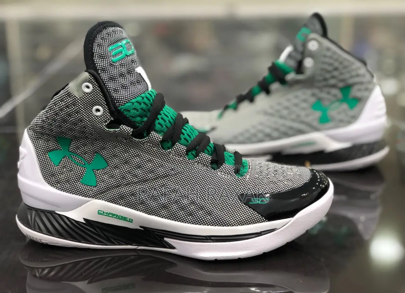 Under Armour X Stephen Curry 1 “Golf” Basketball Sneakers