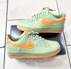 Unisex Green/Orange Nike Air Force 1 07 Low Wet Putty Shoes