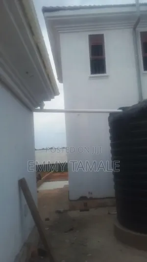 2bdrm House in Ssabagabo-Makindye for rent