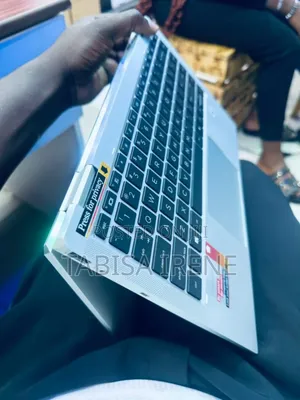 New Laptop HP EliteBook X360 1040 G7 16GB Intel Core I7 SSD 512GB