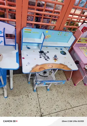Kids Sturdy Reading Table