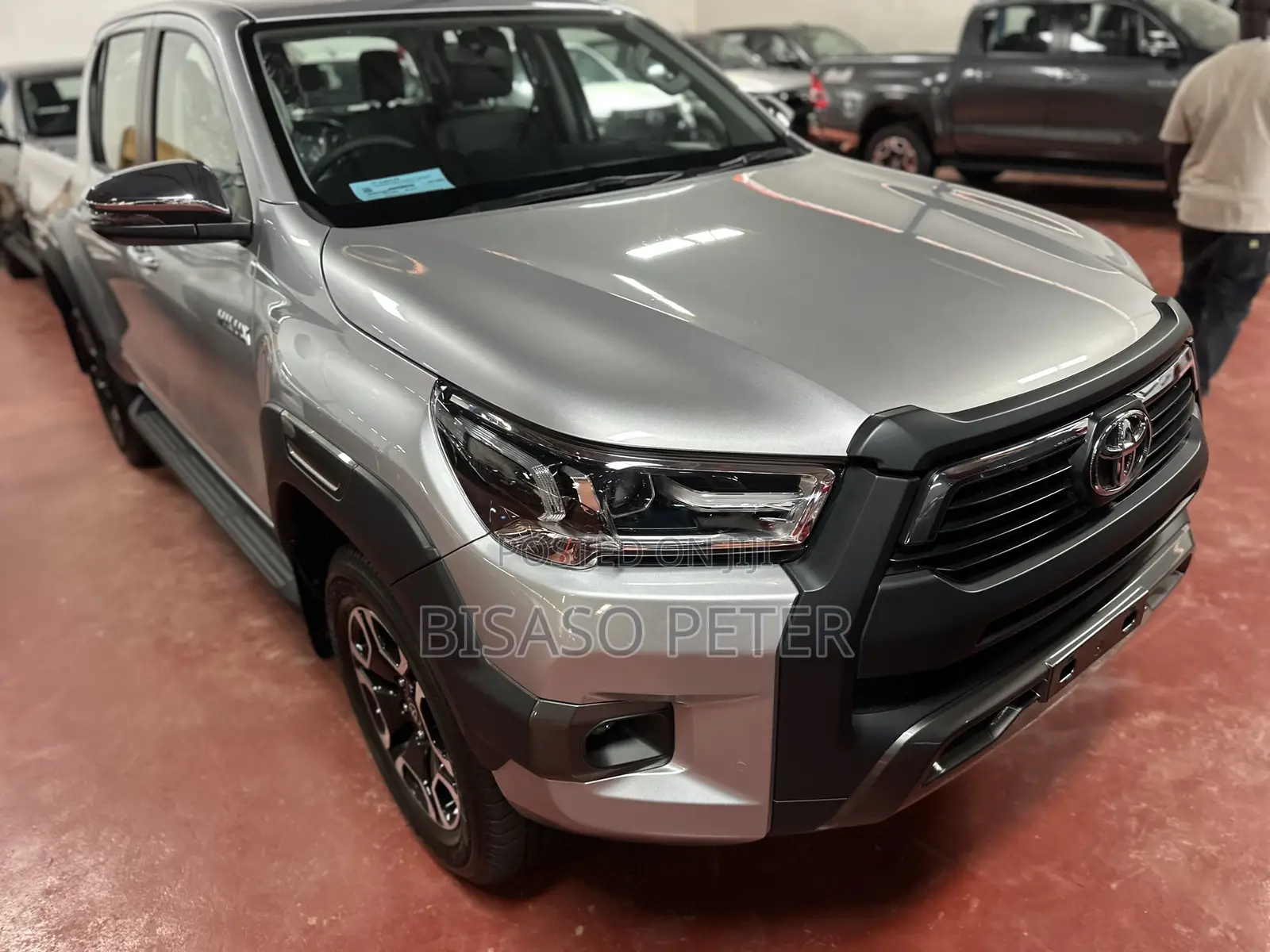 Toyota Hilux 2024 Silver