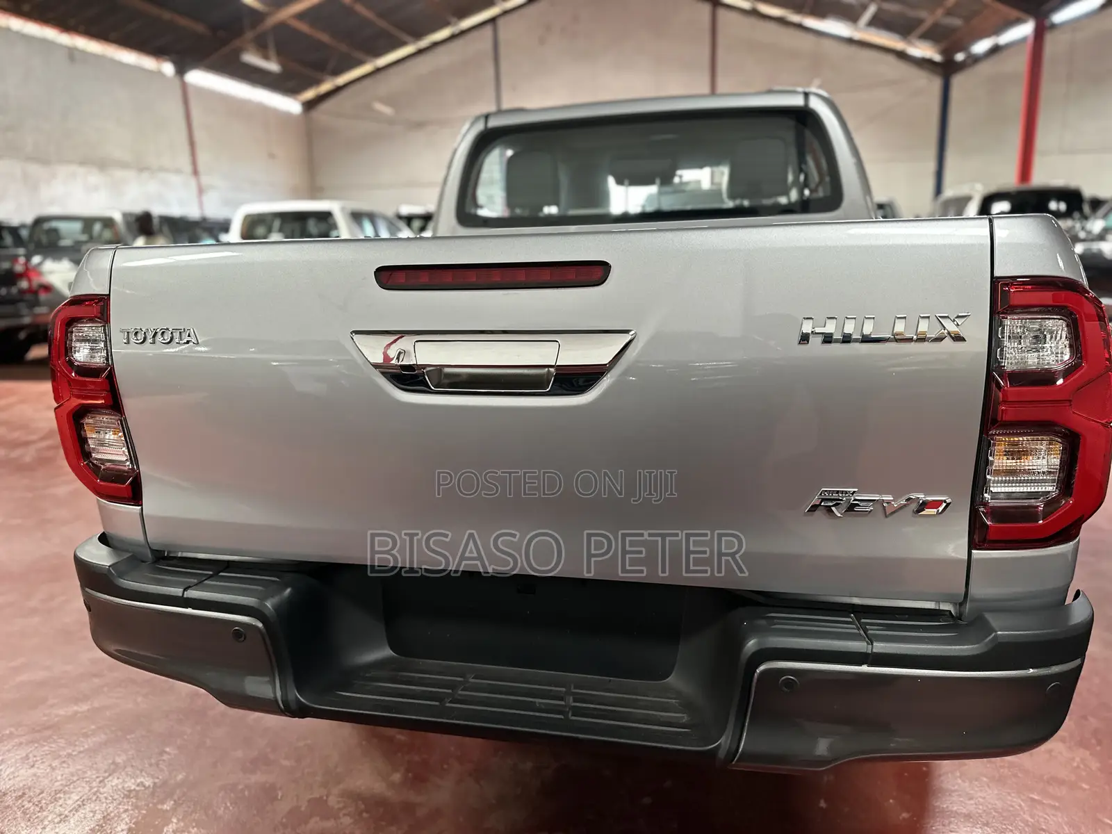 Toyota Hilux 2024 Silver