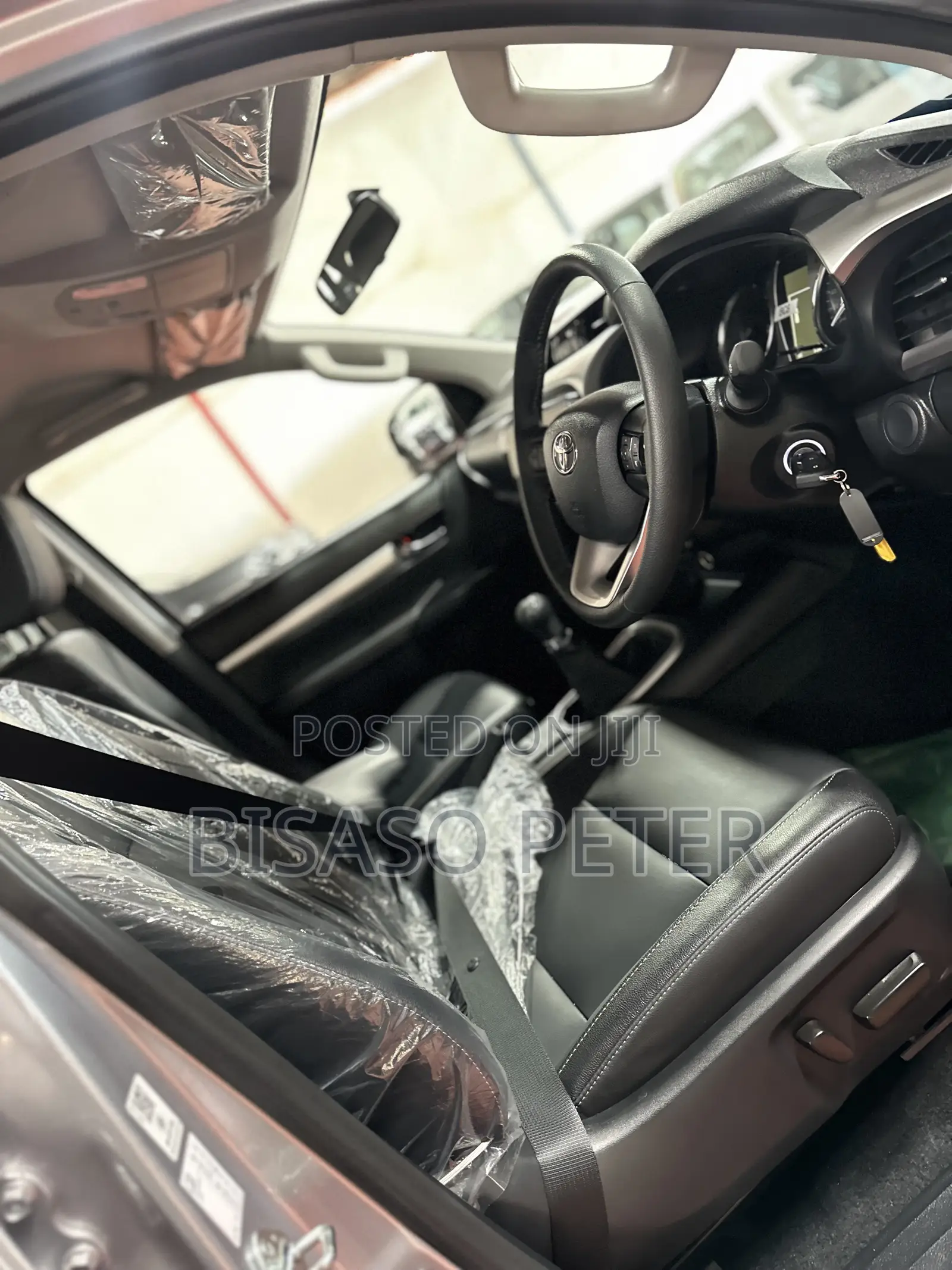 Toyota Hilux 2024 Silver