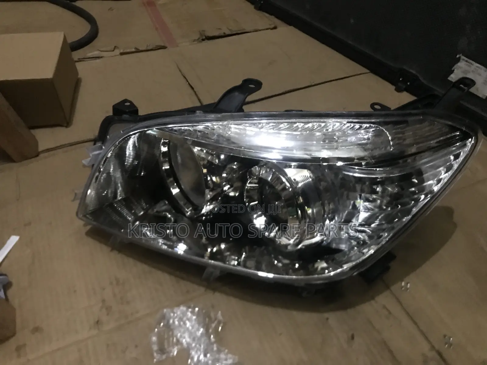 Headlamps Rav4 2006