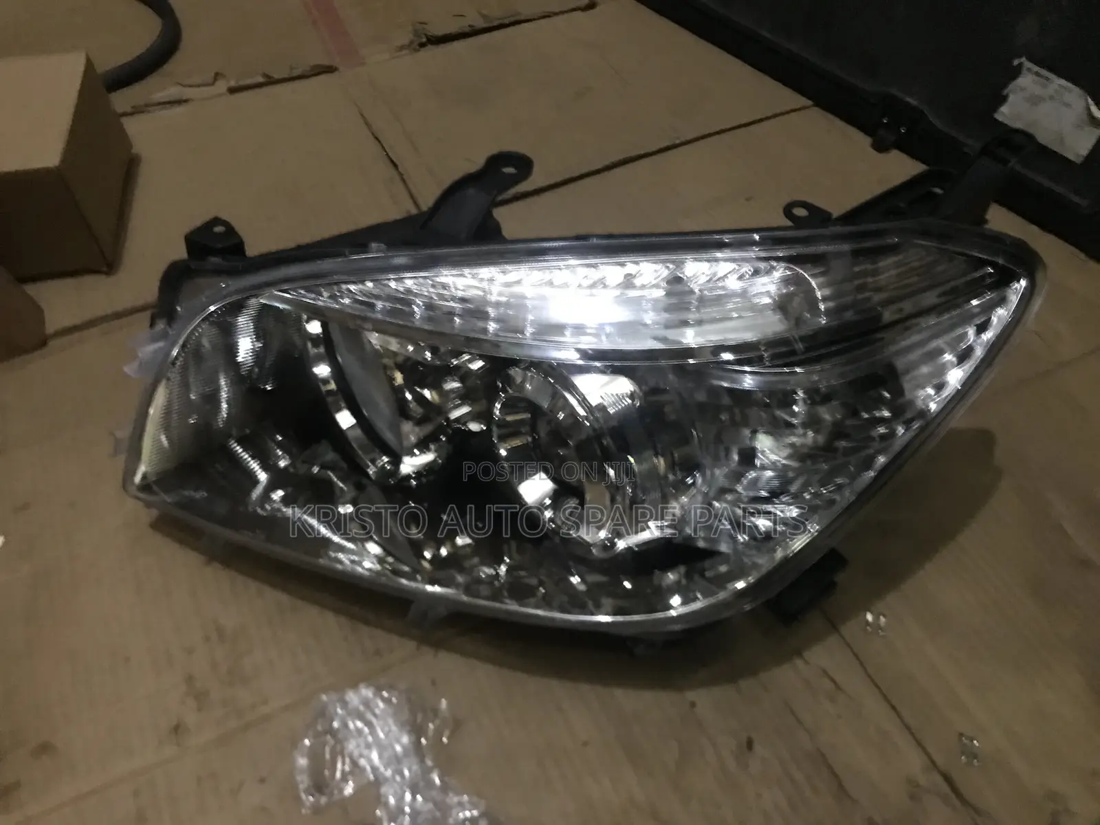 Headlamps Rav4 2006