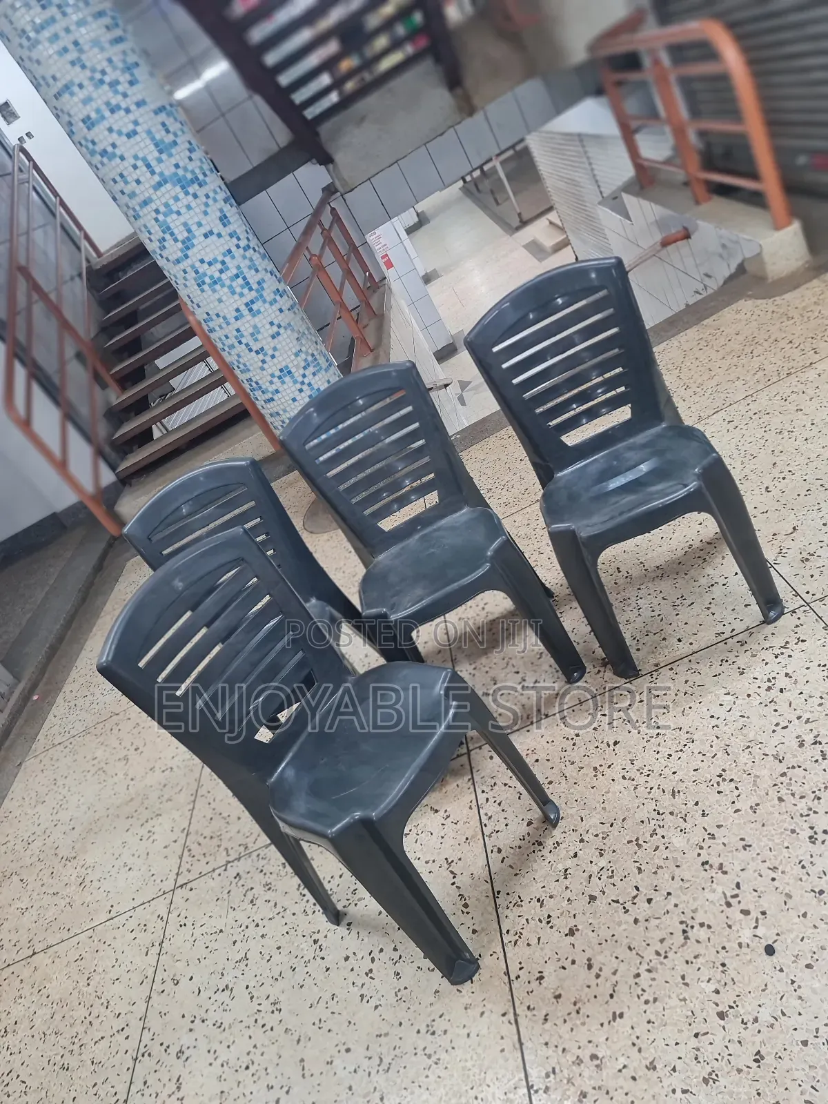 Heavy-Duty Plastic Chairs Plastic Chairs Armless