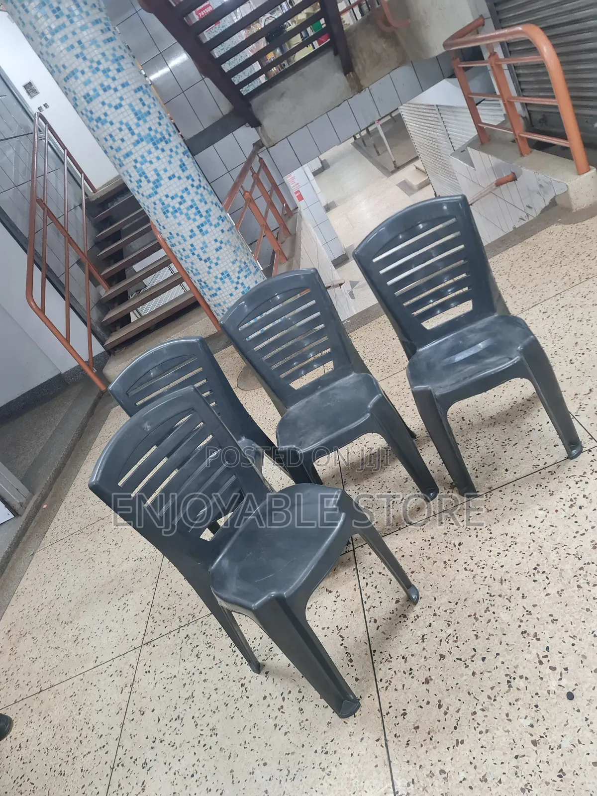 Heavy-Duty Plastic Chairs Plastic Chairs Armless
