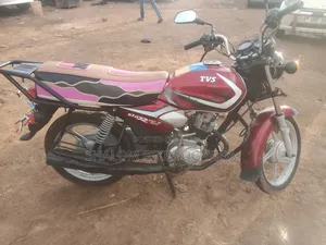 TVS HLX 125 2024 Red
