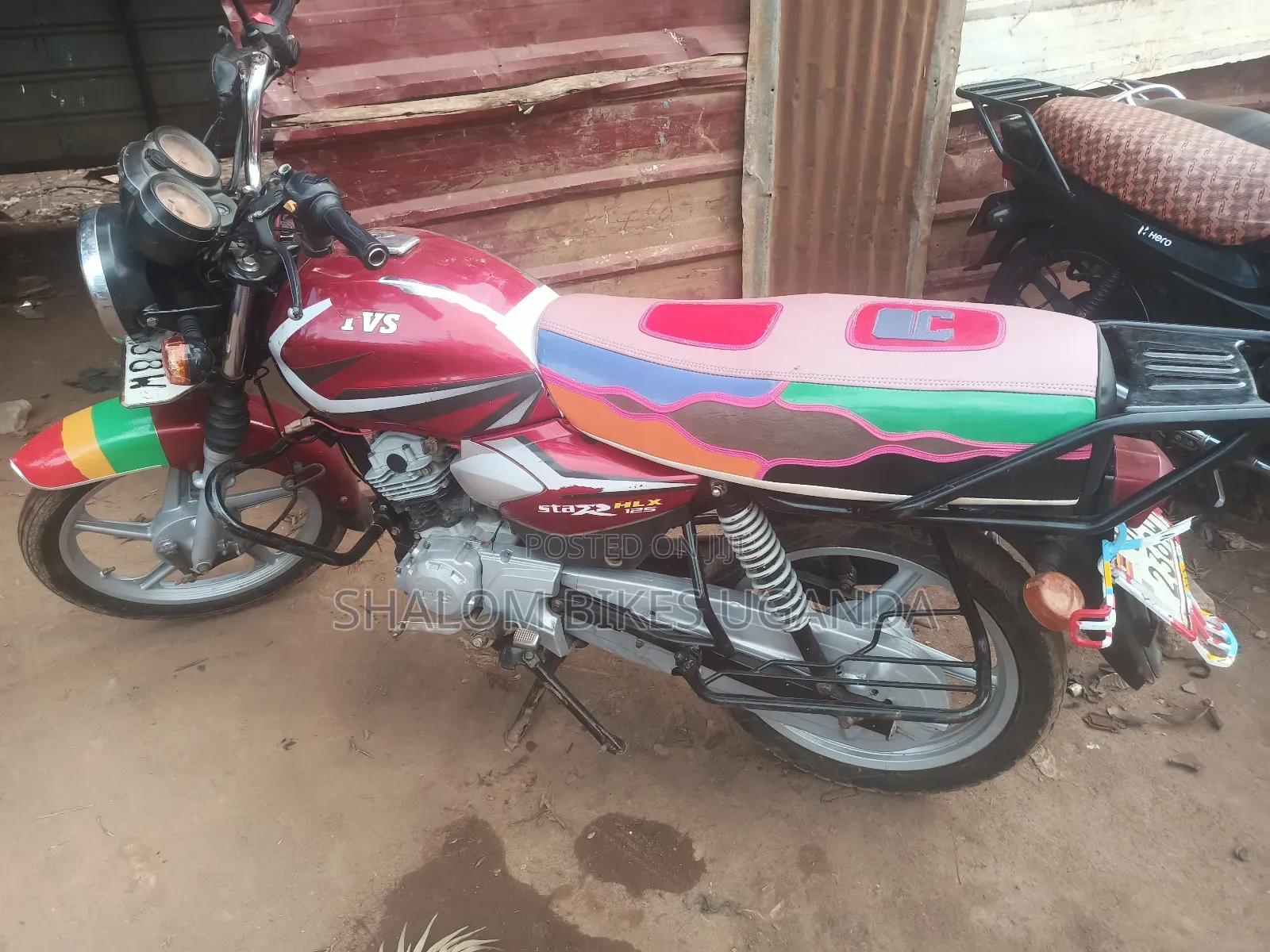 TVS HLX 125 2023 Red