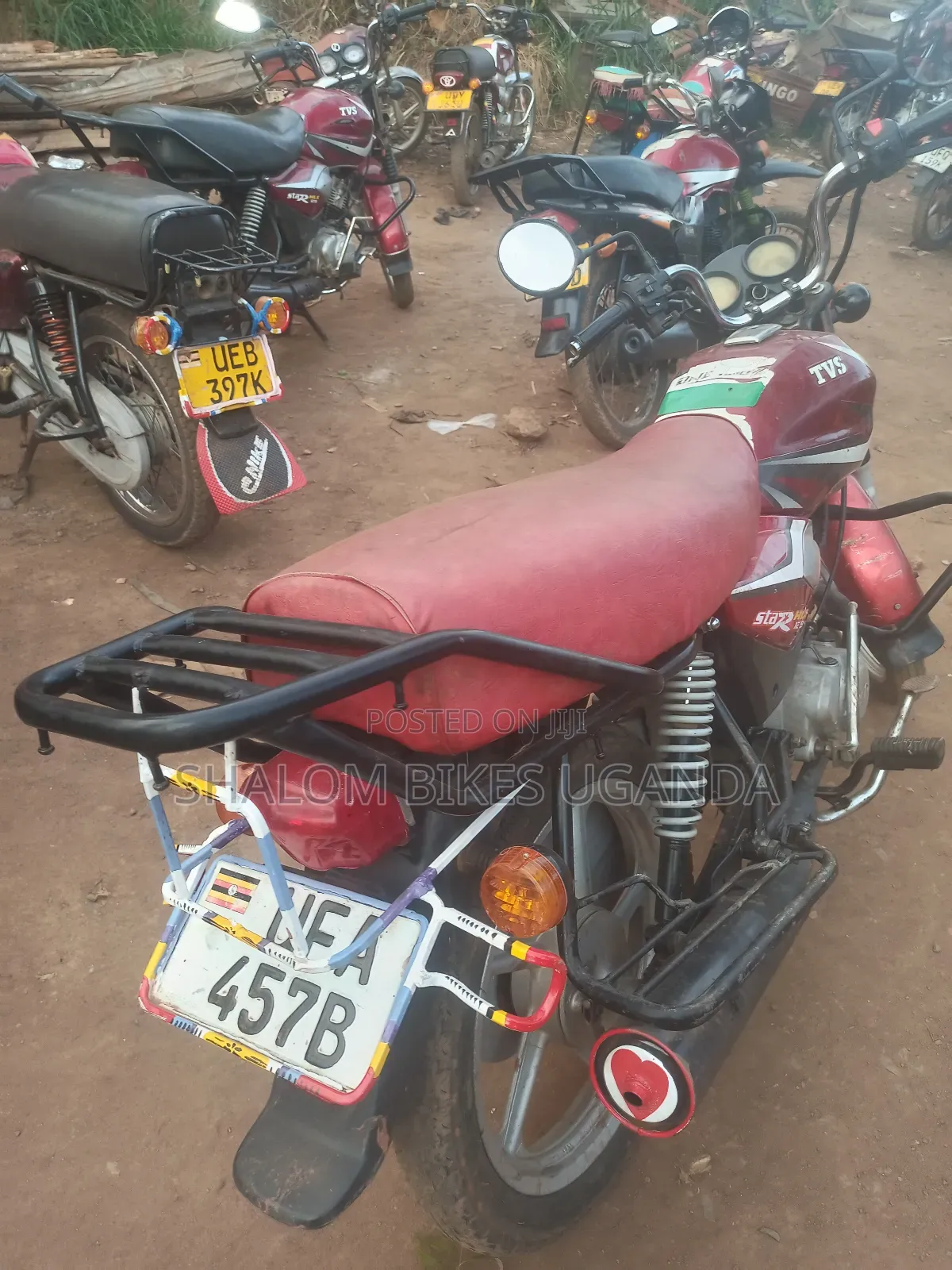 TVS HLX 125 2023 Red