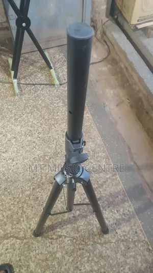 Speaker Stand