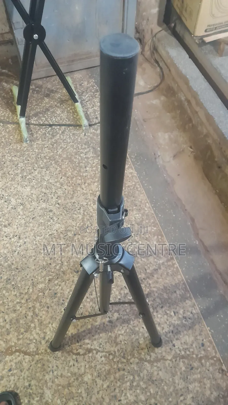 Speaker Stand