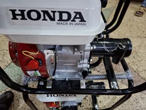 Honda Concrete Poker Vibrator Petrol Machine