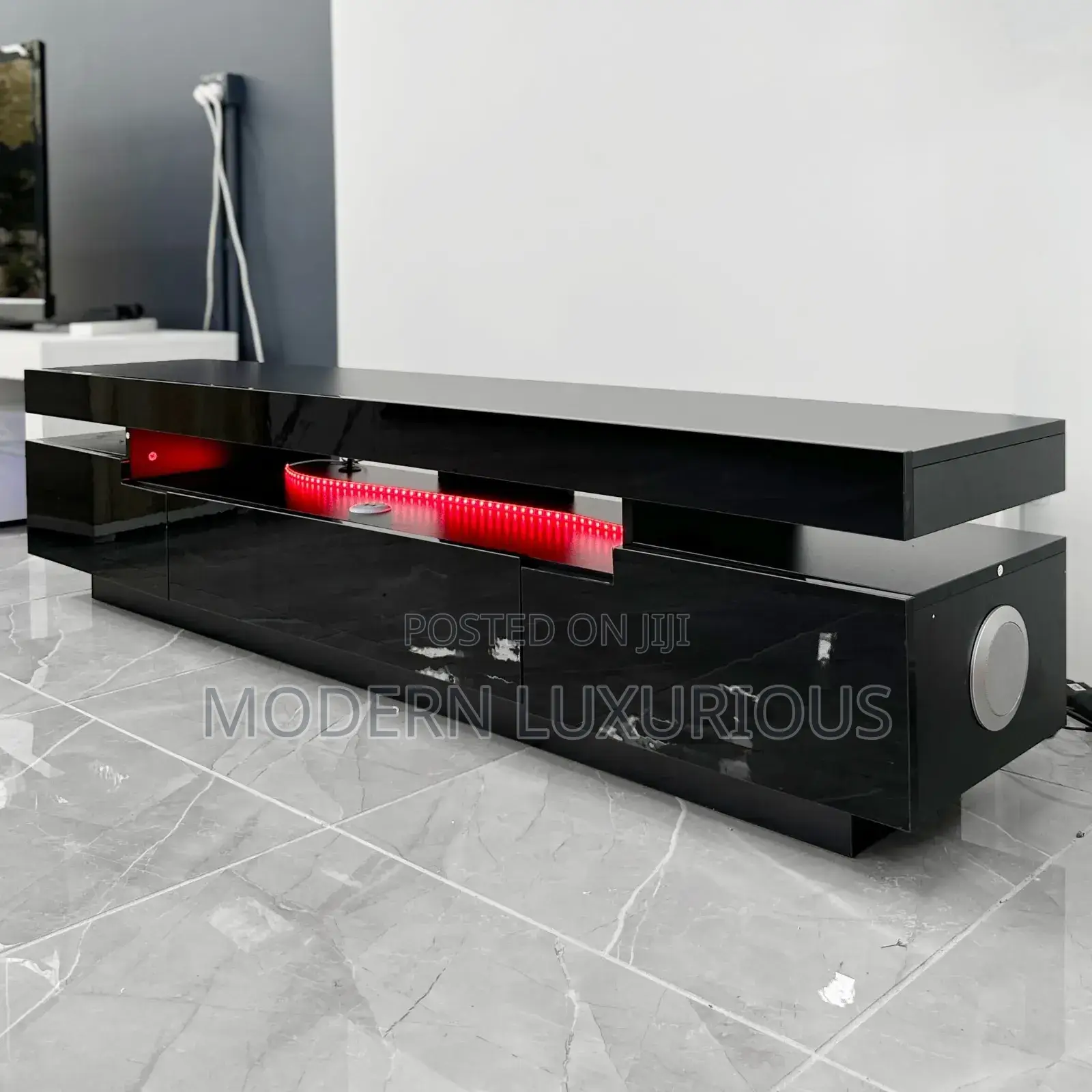Elegant Design: Upholstered in/ Premium Quality Tv Stand/