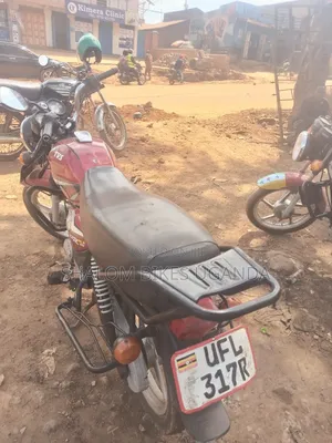 TVS HLX 125 2022 Red