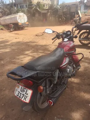 TVS HLX 125 2022 Red