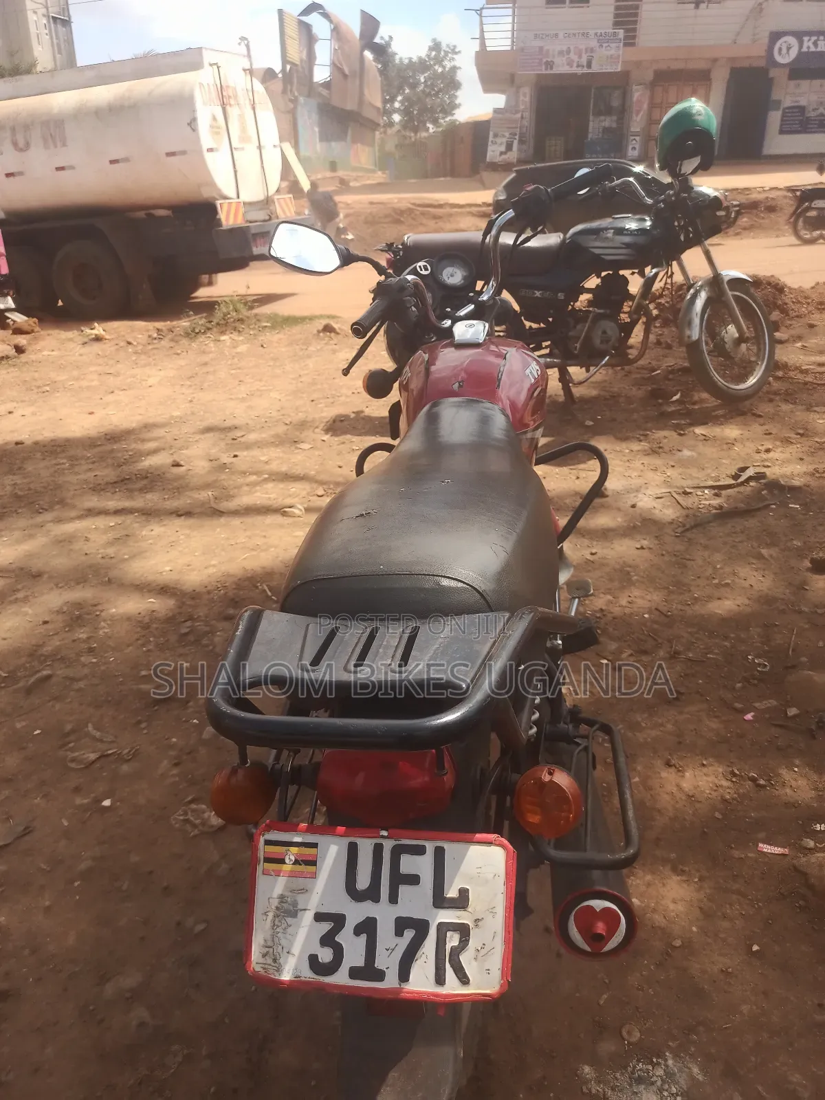 TVS HLX 125 2022 Red