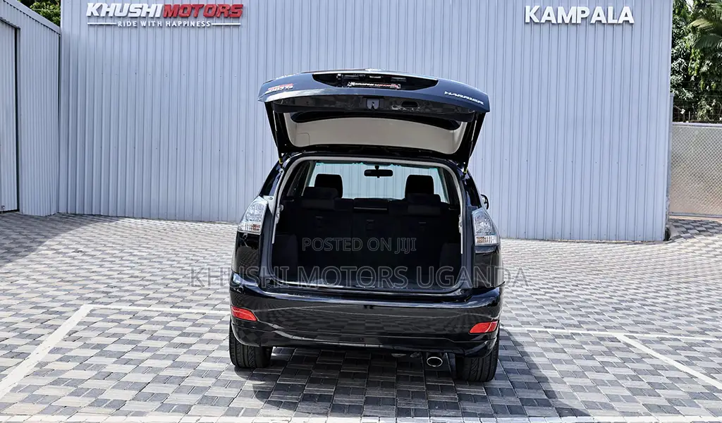 Toyota Harrier 2.4 2012 Black