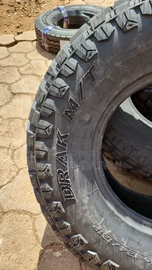 305/70r16 M/T Drak Tyres