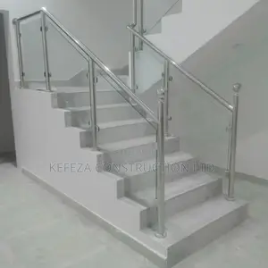 Glass Balicades