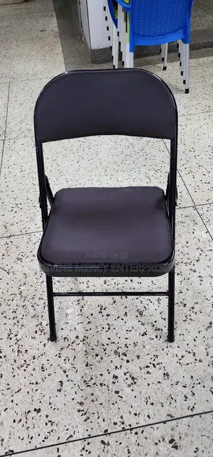Dining Chair With Steel Leg