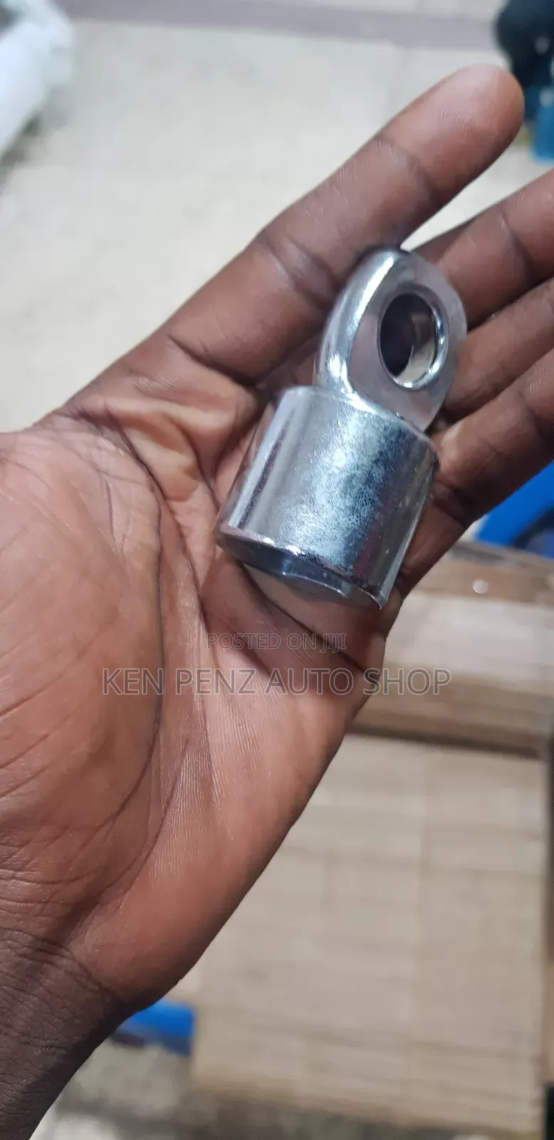 Harrier Kawundo Spare Tyre Socket