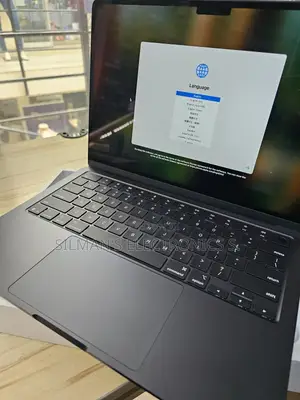 New Laptop Apple MacBook Air 2025 M4 13-Inch 16GB Apple M4 SSD 512GB