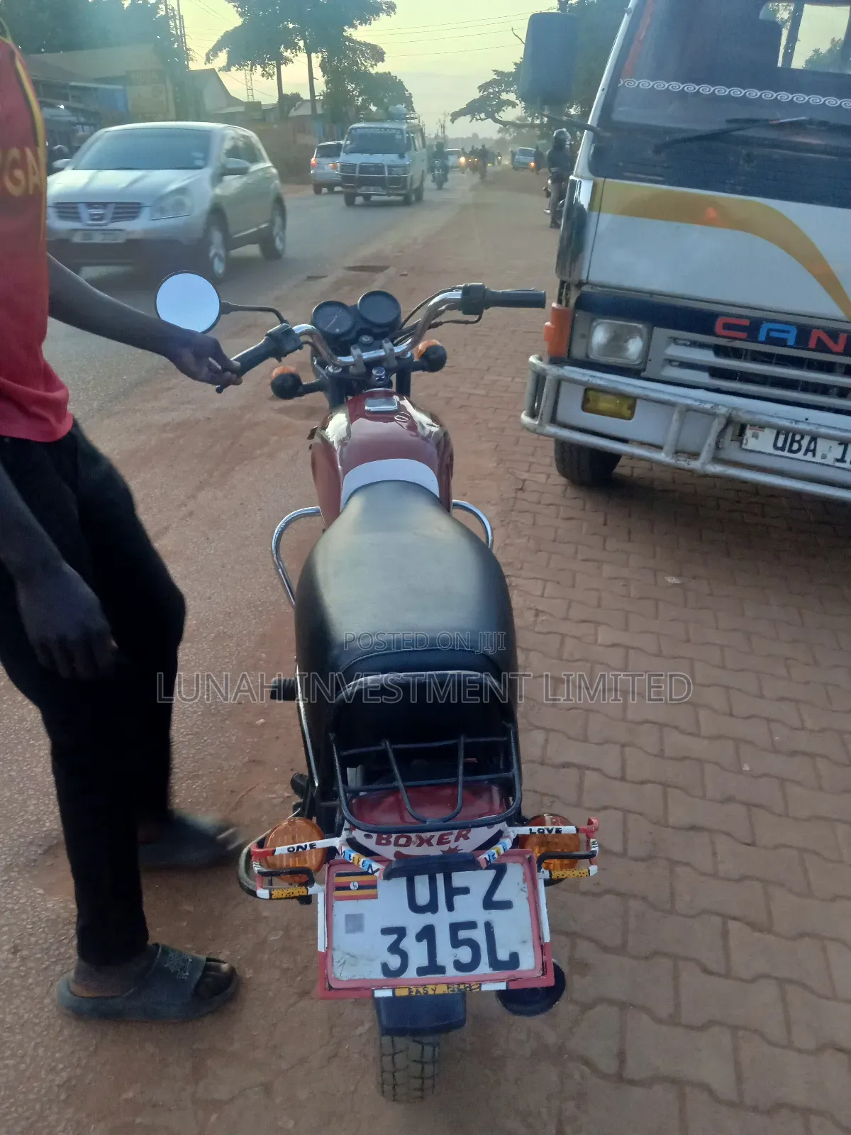 Bajaj Boxer 100 2024 Red