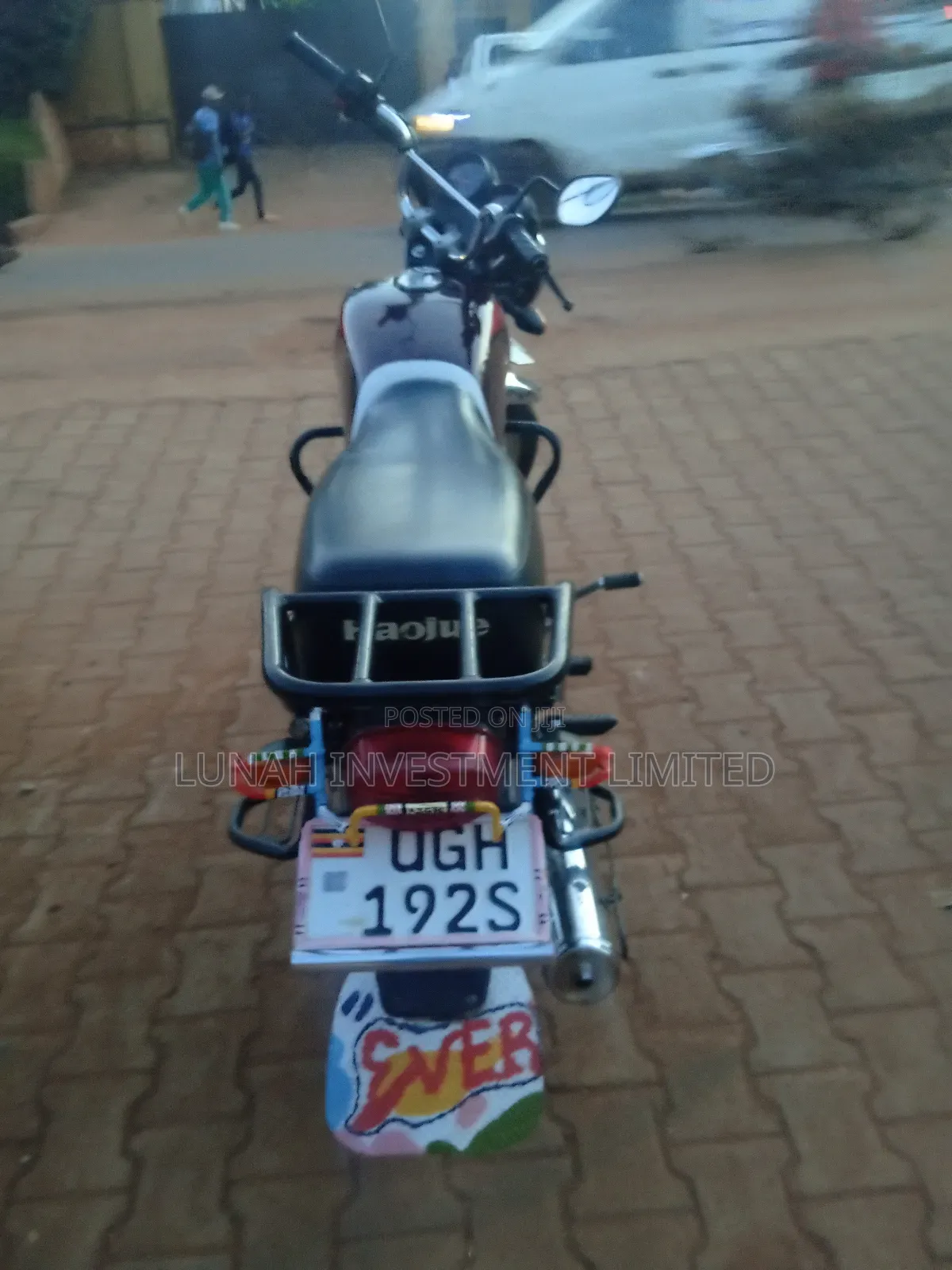 Bajaj Boxer BM100ES 2025 Red