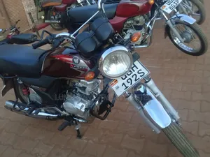 Bajaj Boxer BM100ES 2025 Red