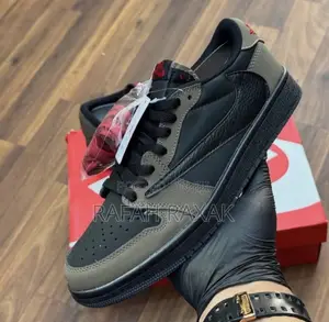 Black/Brown Nike Air Jordan 1 Low Og Travis Scott Sneakers