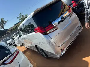 Toyota Alphard 2017 Silver