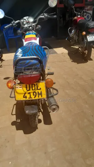 Bajaj Boxer 2016 Red