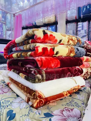 Soft Woolen Blanket 5x6 and 6x6