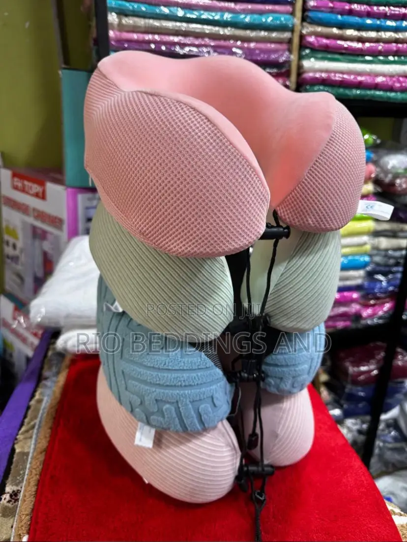 Velvet Neck Pillows / Travel Pillows