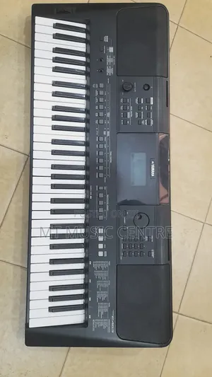 Yamaha PSR-E463 Keyboard
