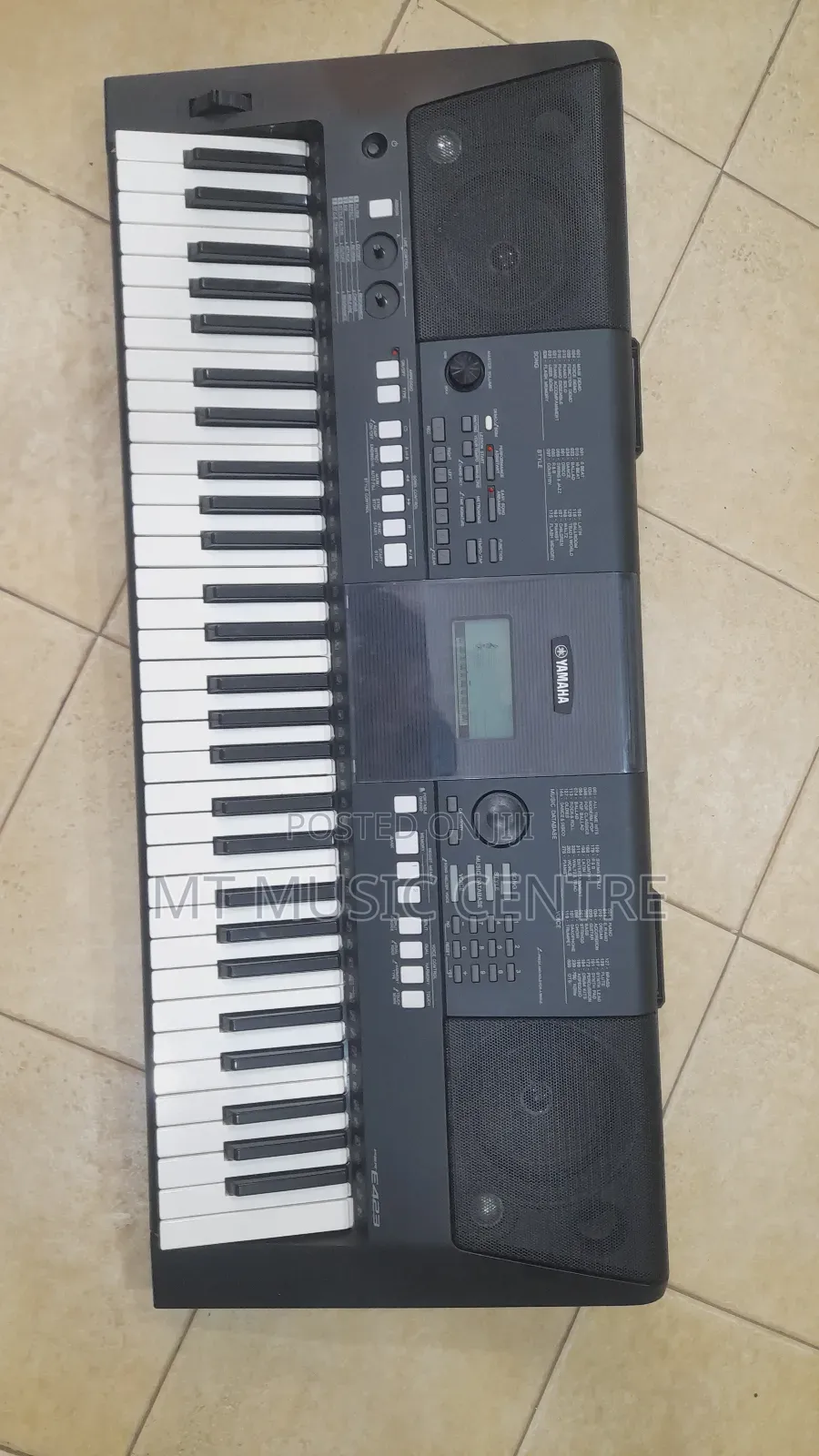 Yamaha PSR-E423 Keyboard