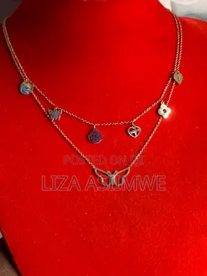 Charm Layered Butterfly Chain Necklaces