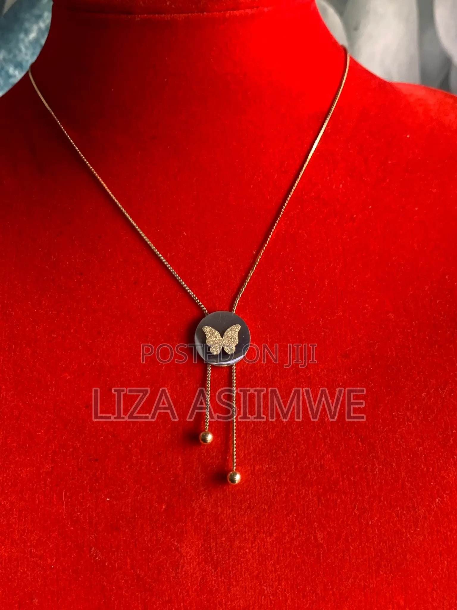 Round Butterfly Gold Necklace