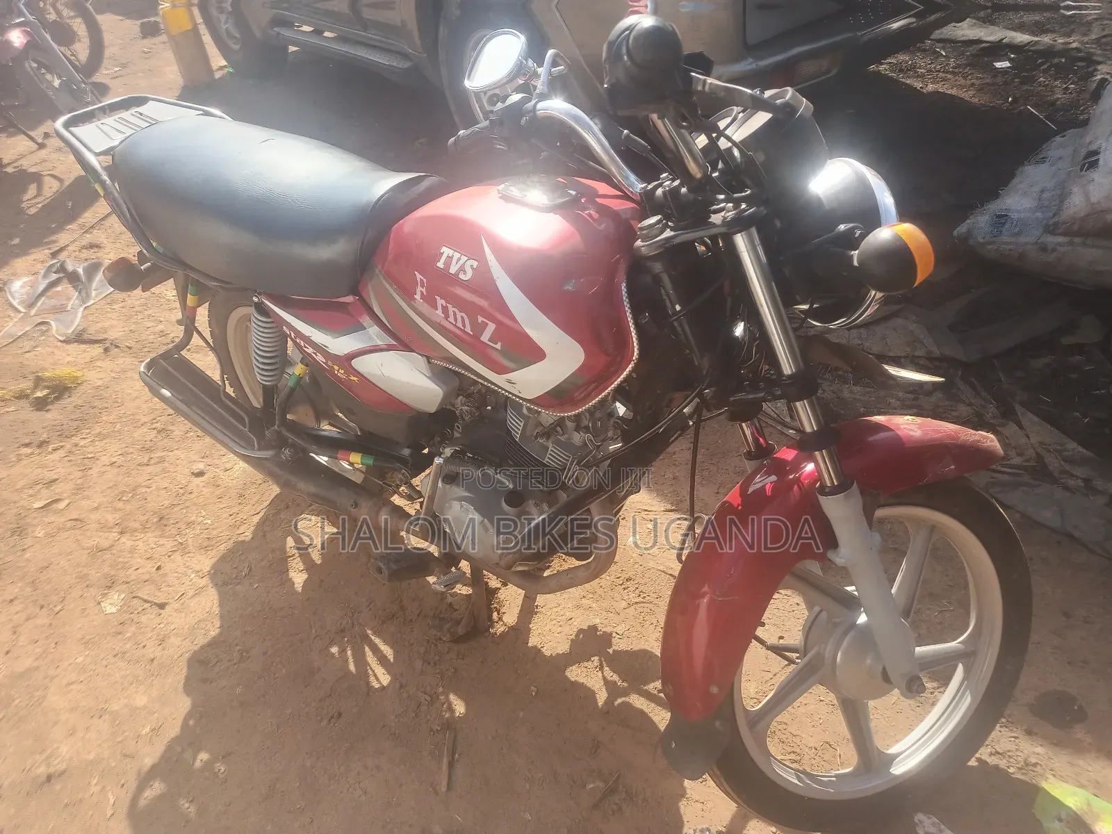 TVS HLX 125 2023 Red
