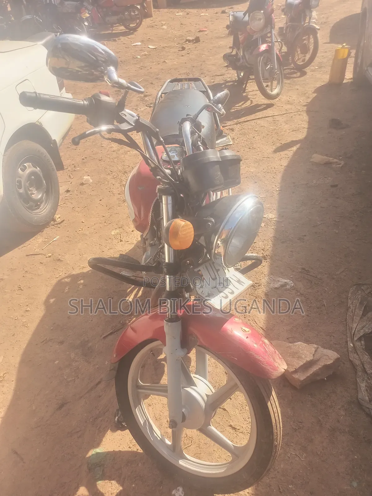 TVS HLX 125 2023 Red
