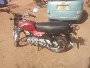 Bajaj Boxer 2017 Red
