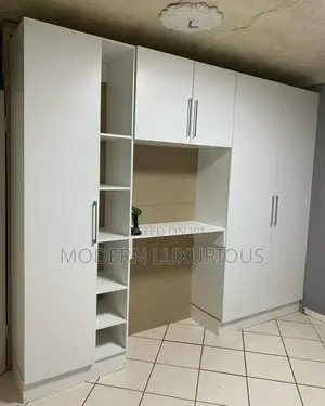 Quality Wardrobe White/Classic Wardrobes Living Room Wardrobe