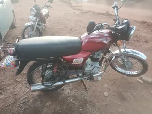 Bajaj Boxer 2019 Red