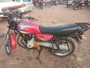 Bajaj CT 110X 2023 Red
