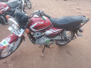 TVS HLX 125 2023 Red