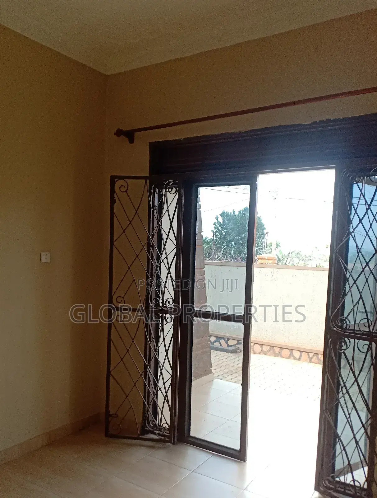 1bdrm Bungalow in Kira, Central Division for rent